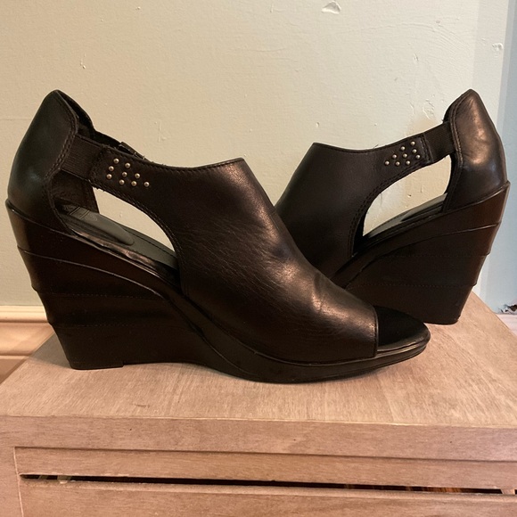 Harley-Davidson Women’s Black Leather Wedge Open Toe Heels Size 10 - Picture 5 of 16